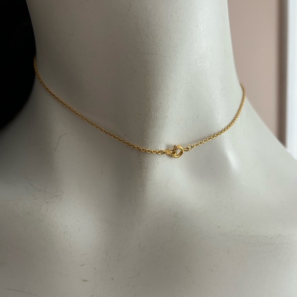 5/$25 Gold Initial V monogram Necklace 16 inch 🥰 - Picture 7 of 8